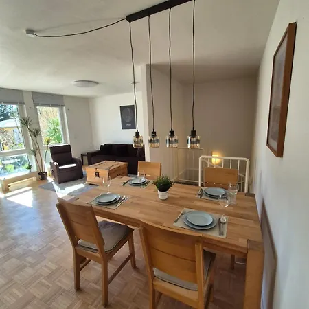 2-room In Wildenbruch Apartment *